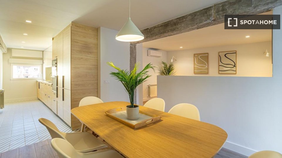 Double room Madrid, 4 beds — photo 11