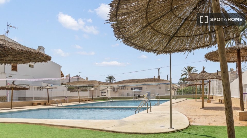 Apartment Alicante, 2 beds, 70m² — photo 11
