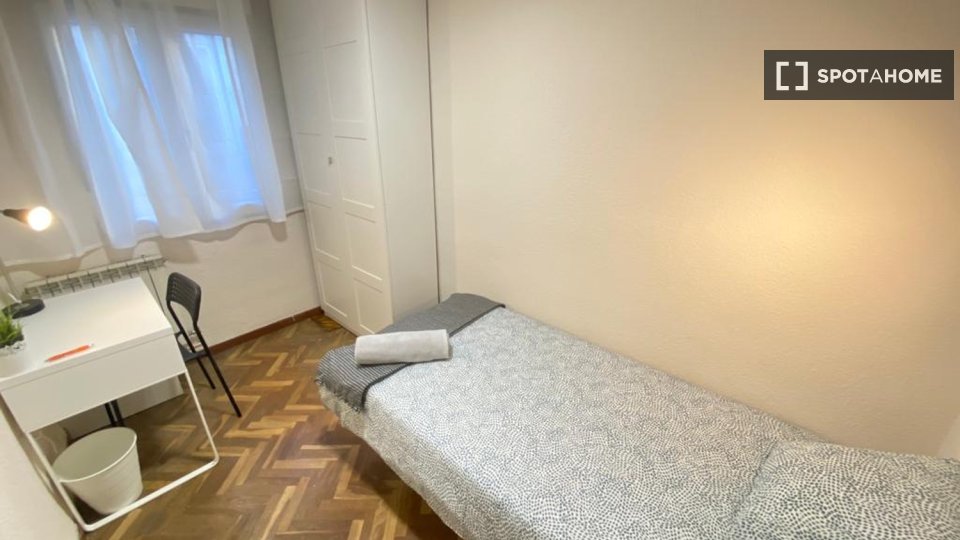 Camera doppia Madrid, 4 camere — foto 2