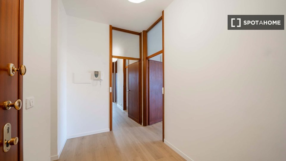 Double room Milan, 1 bed — photo 9