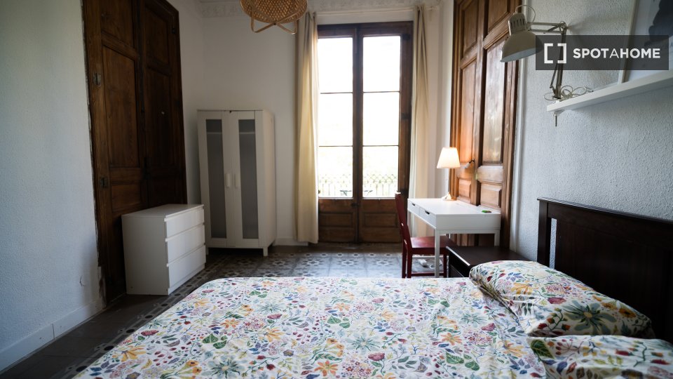 Double room Barcelona, 7 beds — photo 12