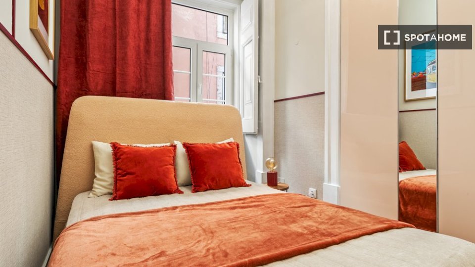 Double room Lisbon, 10 beds — photo 1