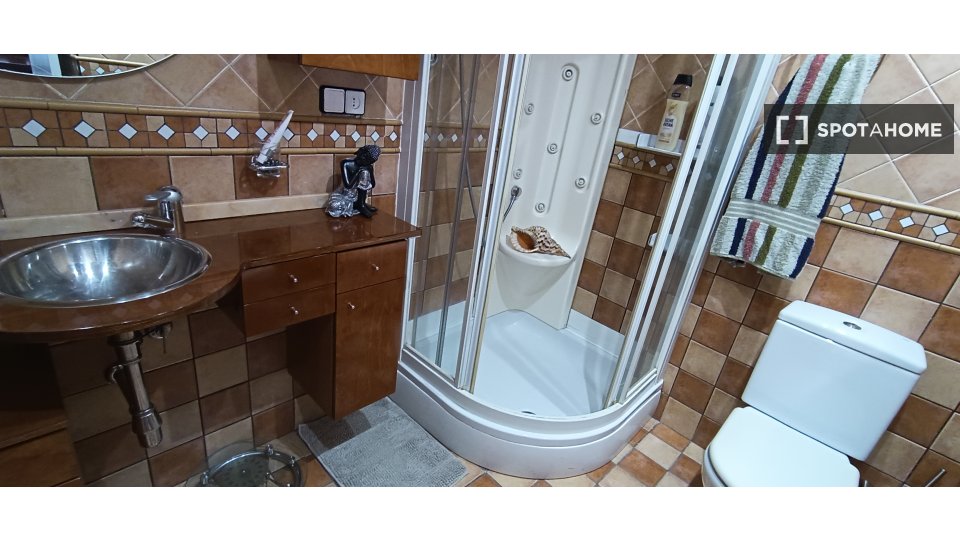 Apartment Barcelona, 2 beds, 95m² — photo 15