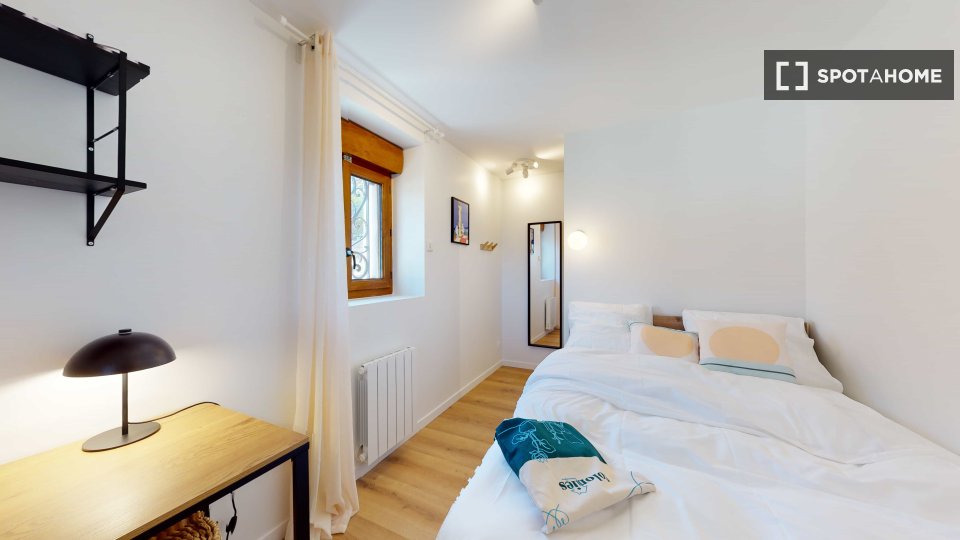 Double room Paris, 19 beds — photo 10
