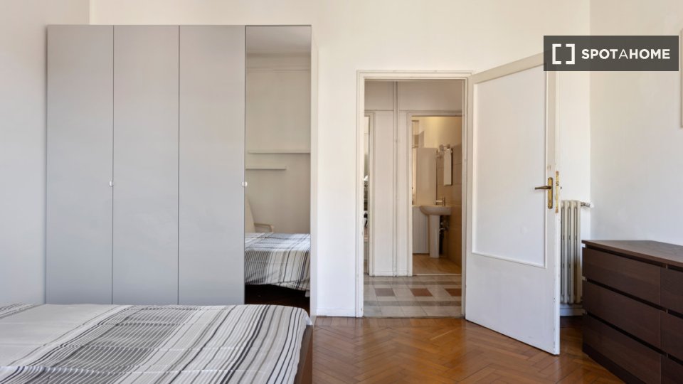 Double room Milan, 5 beds, 120m² — photo 3