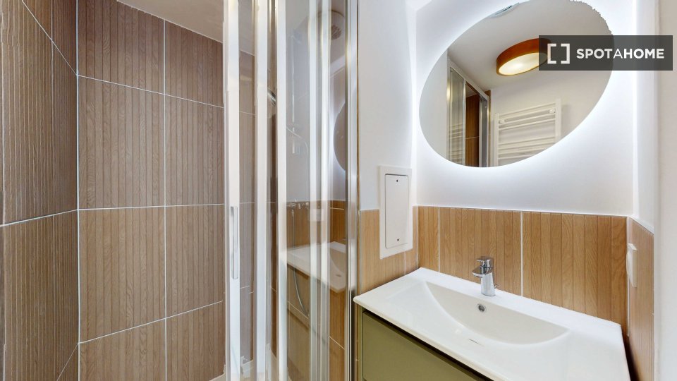 Chambre double Paris, 9 chambres — photo 3