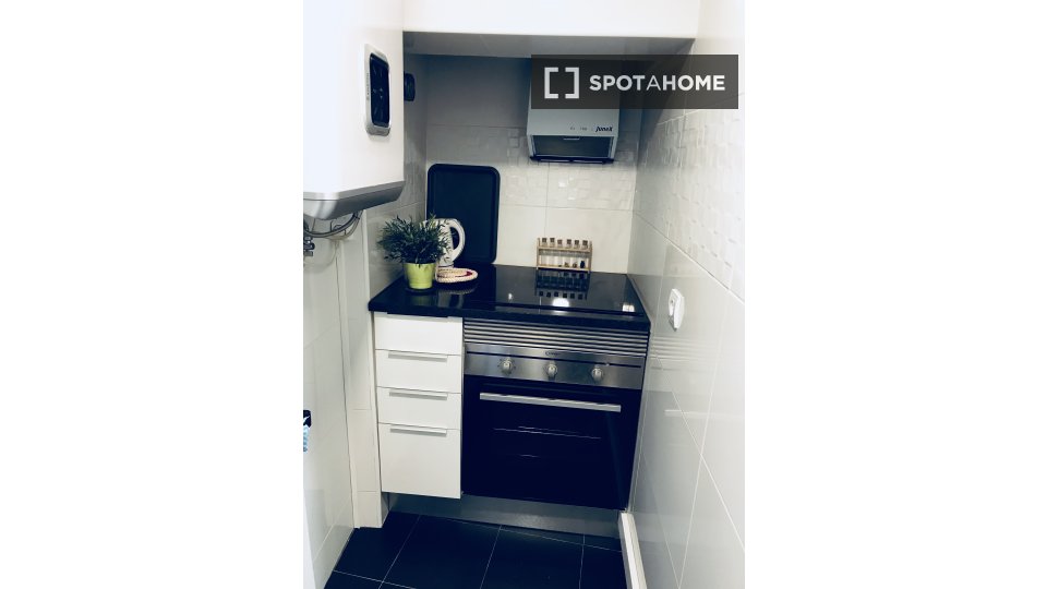 Apartment mono Lisbon, 50m² — photo 8