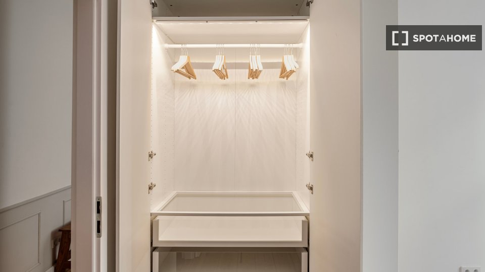 Apartment Berlin, 2 beds, 89m² — photo 2