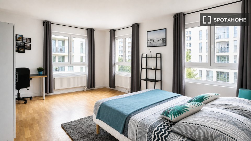 Chambre double Paris, 4 chambres — photo 33