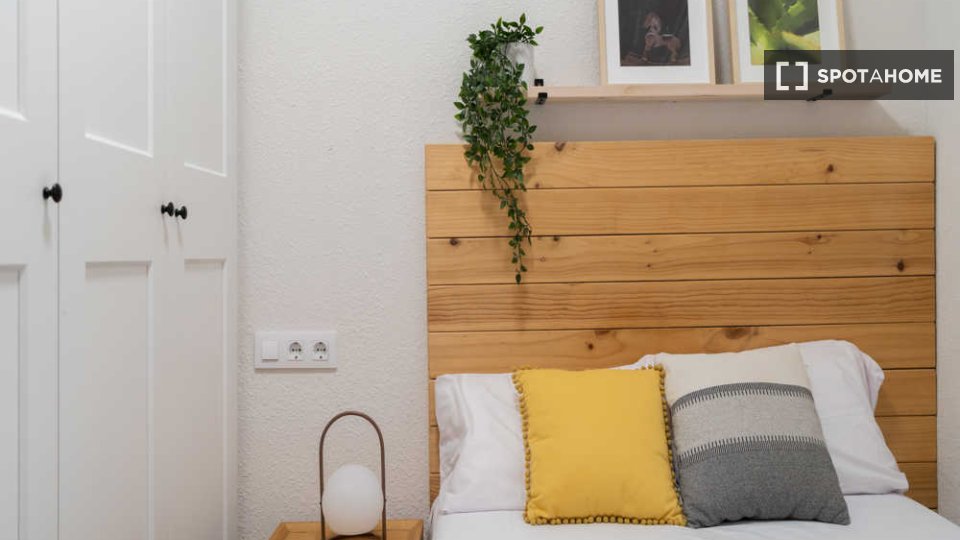 Double room Madrid, 6 beds — photo 32