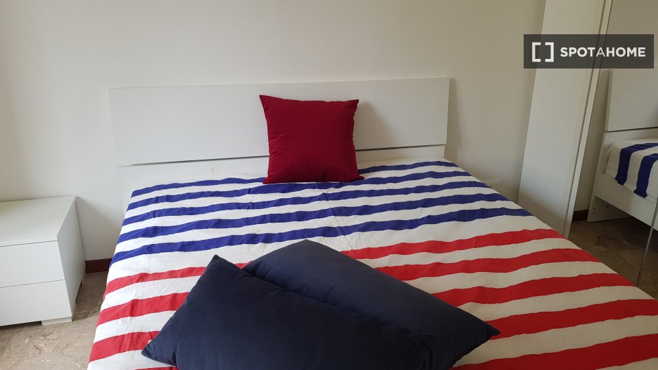 Double room Turin, 4 beds, 120m² — photo 8