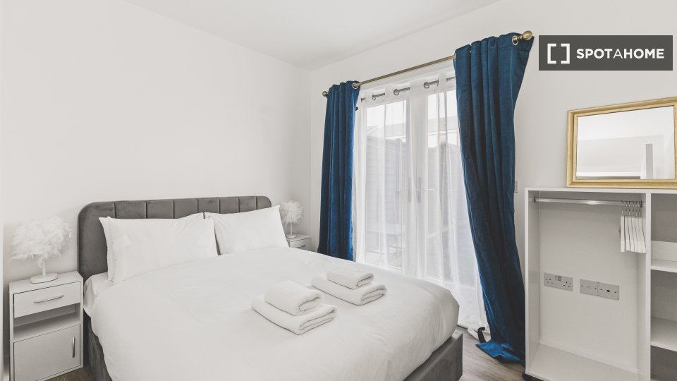 Apartment London, 4 beds — photo 19