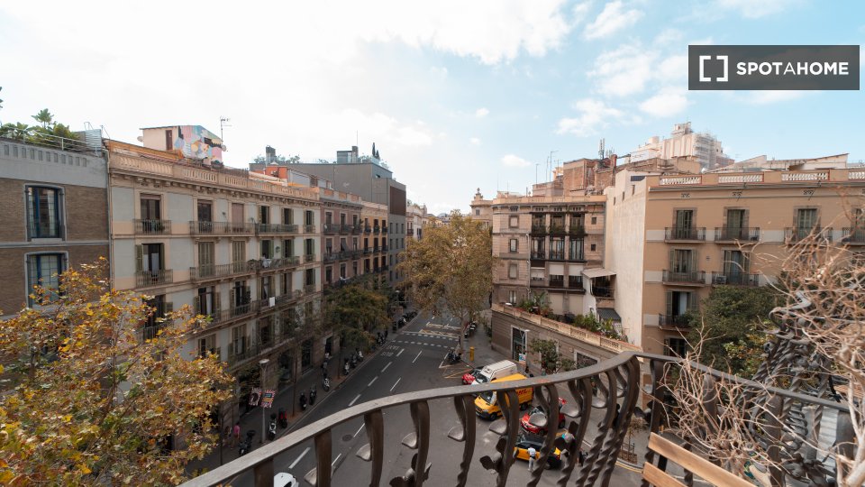 Double room Barcelona, 7 beds, 160m² — photo 5