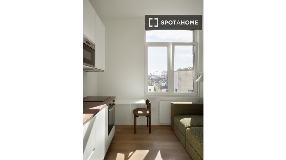 Apartment Brussels, 1 bed, 30m² — photo 3