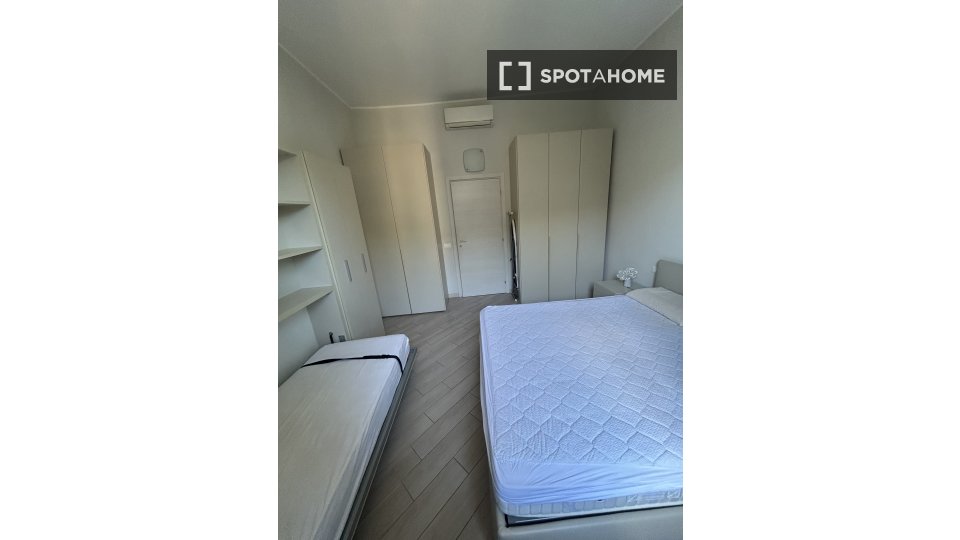 Apartment Milan, 1 bed, 55m² — photo 9