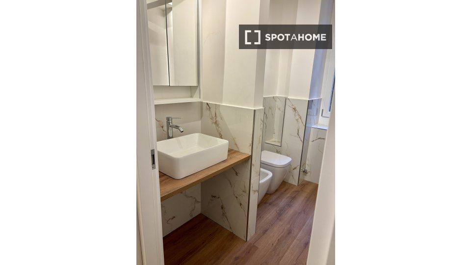 Apartment Milan, 1 bed, 47m² — photo 19