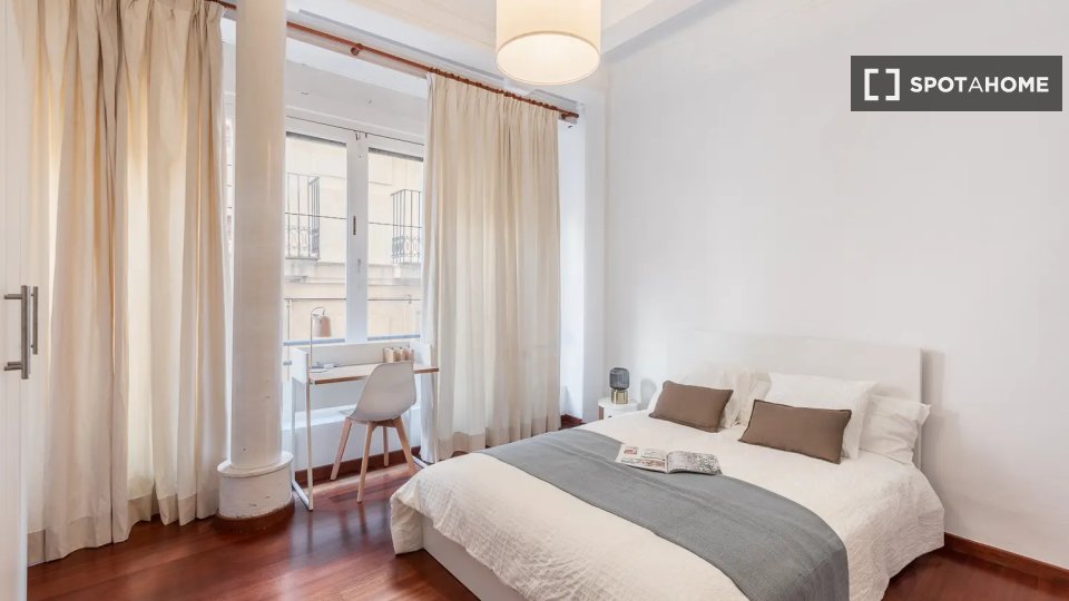 Double room Valencia, 7 beds — photo 9