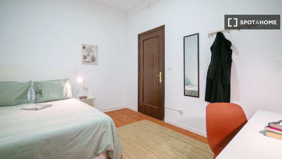 Double room Barcelona, 6 beds — photo 6