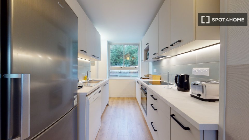 Double room Paris, 15 beds — photo 13