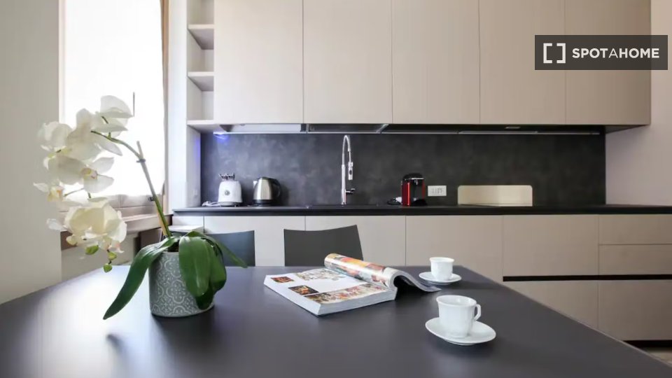 Apartment Milan, 1 bed, 65m² — photo 4