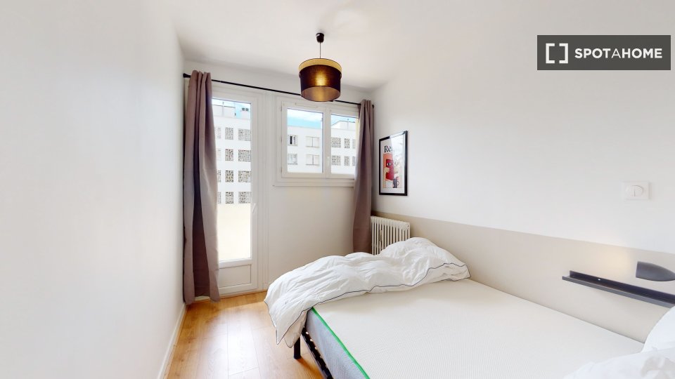 Double room Paris, 18 beds — photo 10