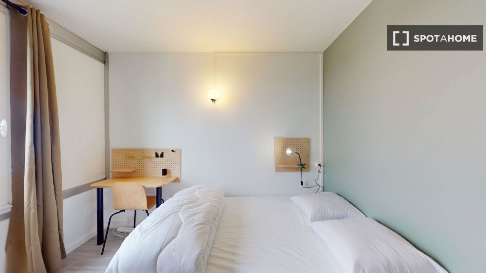 Double room Paris, 10 beds — photo 11