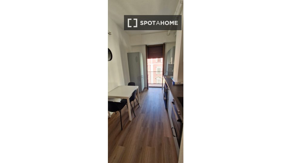 Apartment Milan, 2 beds, 54m² — photo 11