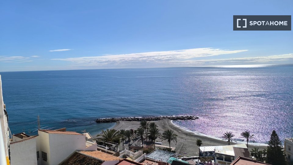 Apartment Granada, 4 beds, 114m² — photo 16