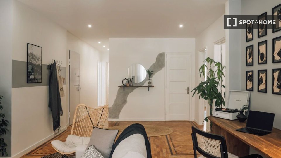 Apartment Lisbon, 2 beds — photo 14