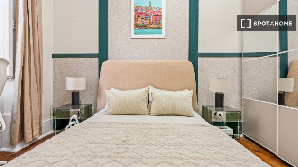 Double room Lisbon, 10 beds — photo 11