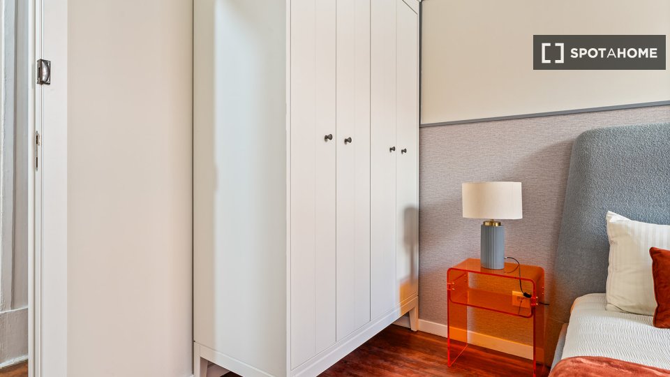 Double room Lisbon, 10 beds — photo 32