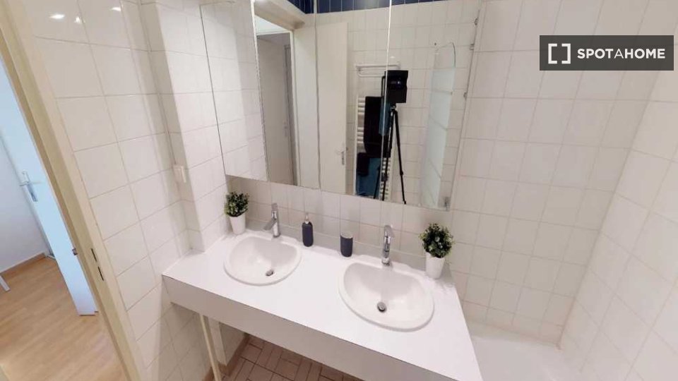 Double room Lille, 4 beds, 70m² — photo 5