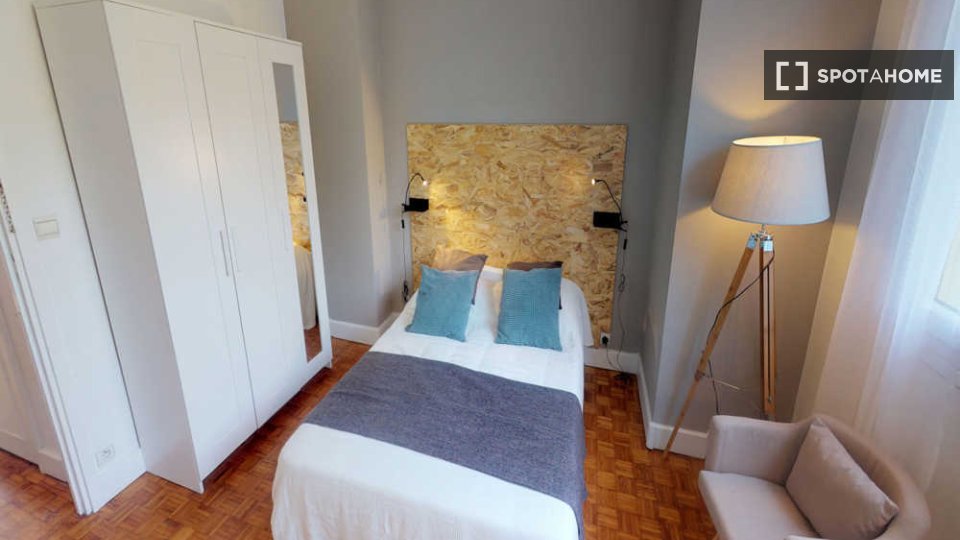 Double room Paris, 4 beds, 70m² — photo 21