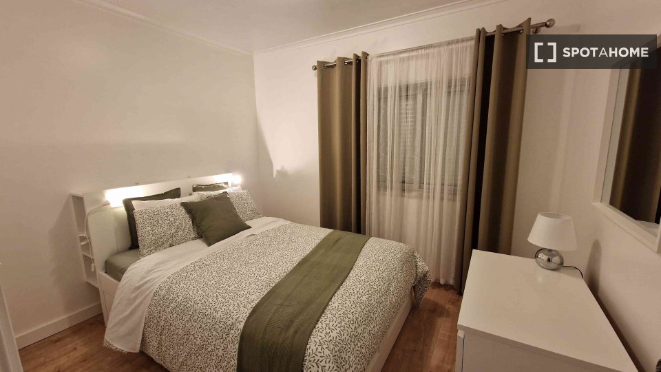 Apartment mono Lisbon, 55m² — photo 4
