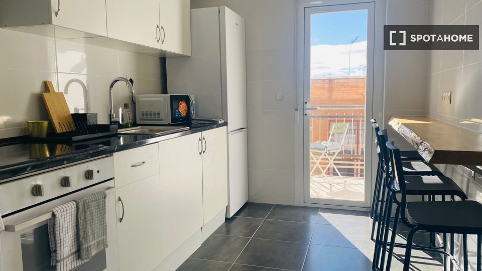 Double room Madrid, 4 beds — photo 5