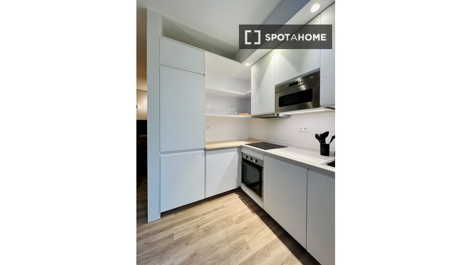 Apartment mono Barcelona, 85m² — photo 8