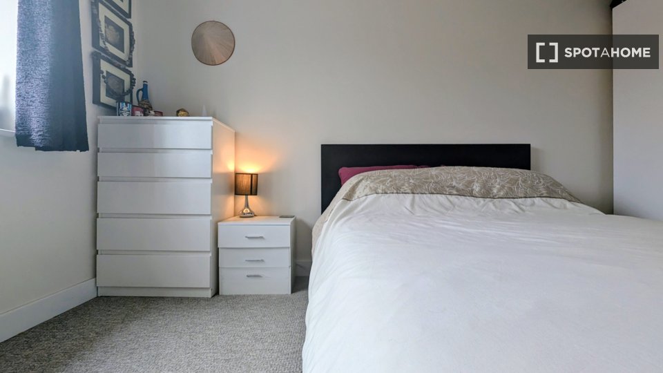 Apartment London, 2 beds — photo 18