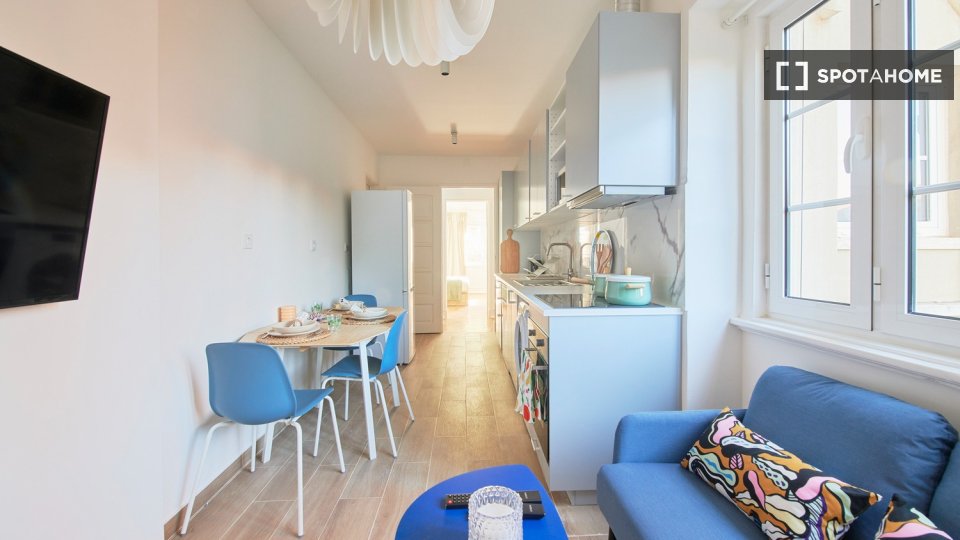 Double room Lisbon, 6 beds — photo 13