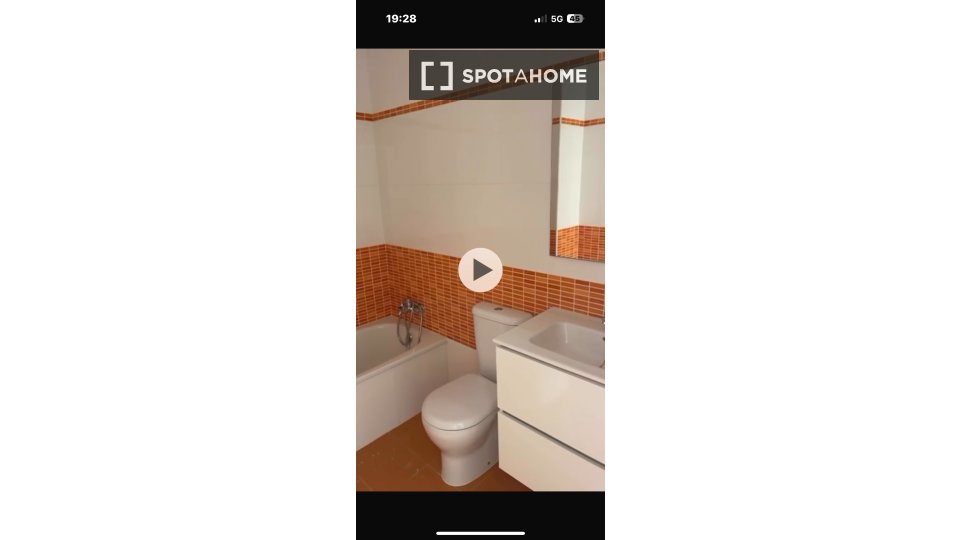 Apartment Valencia, 2 beds, 75m² — photo 15