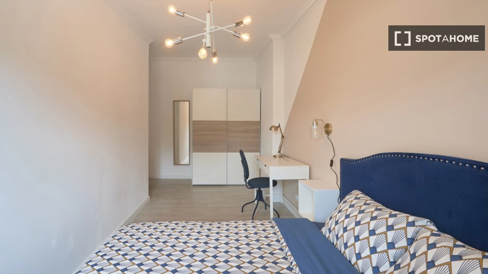 Double room Lisbon, 11 beds — photo 11