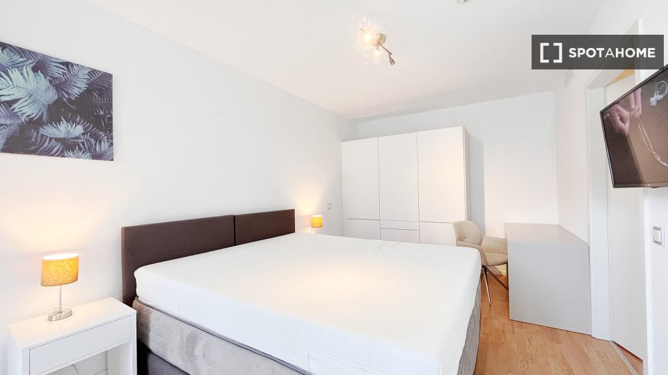 Apartment Berlin, 1 bed, 52m² — photo 11