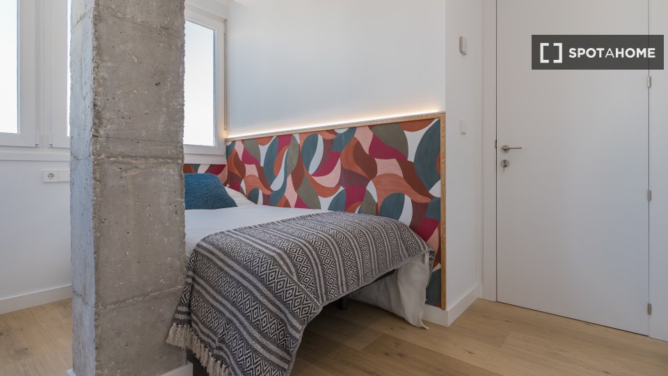 Double room Madrid, 6 beds — photo 19