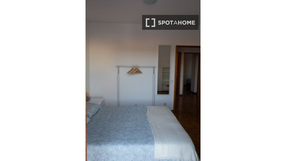 Double room Porto, 5 beds, 100m² — photo 4