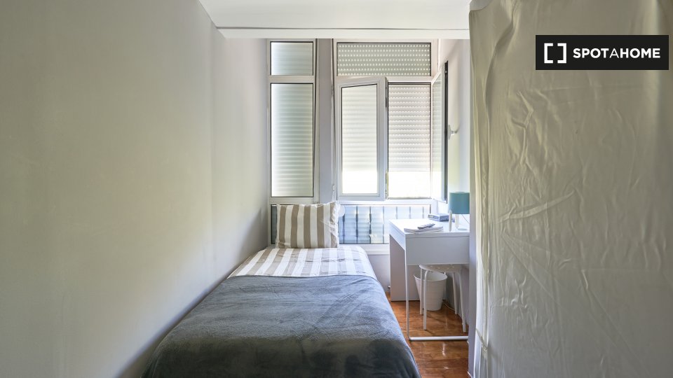 Double room Lisbon, 6 beds — photo 2