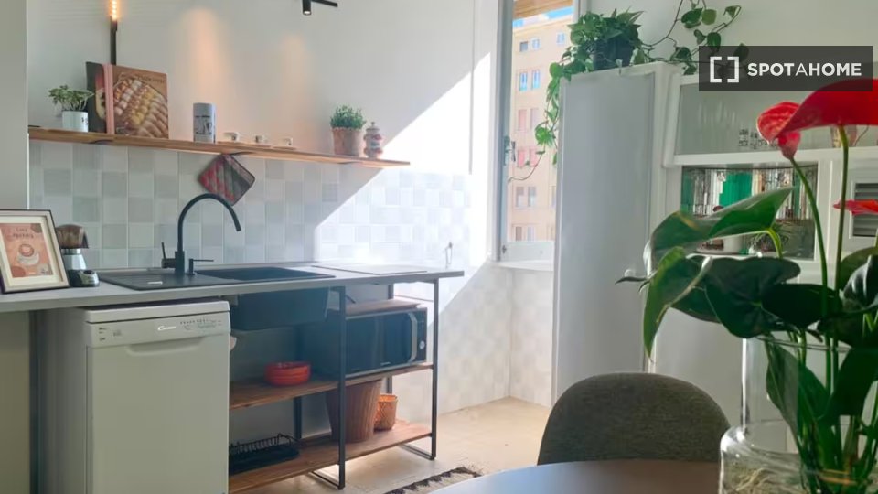Apartment Rome, 2 beds — photo 5