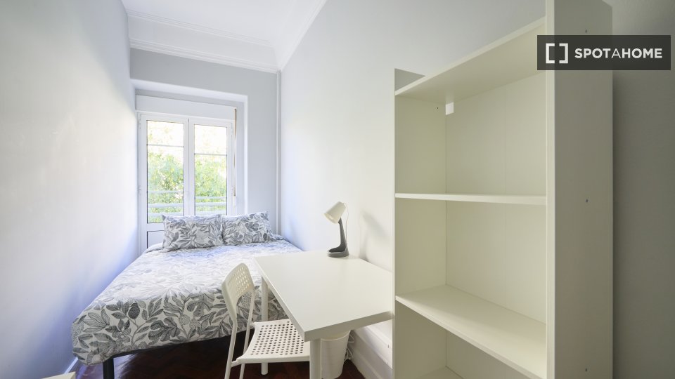 Double room Lisbon, 16 beds — photo 3