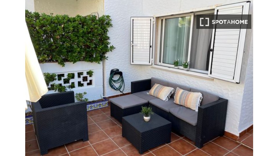Apartment Valencia, 3 beds, 80m² — photo 8
