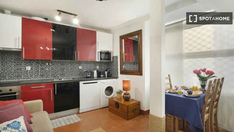 Apartment Lisbon, 1 bed — photo 13
