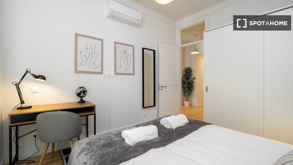 Apartment Lisbon, 3 beds — photo 8