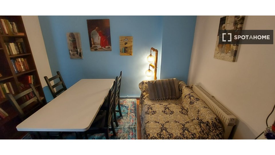 Double room Istanbul, 3 beds, 80m² — photo 21